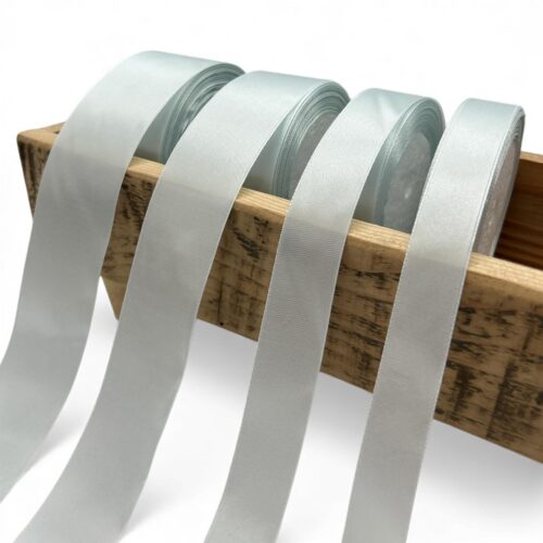 Alternative view of Set Role Panglica Din Satin Alb A012